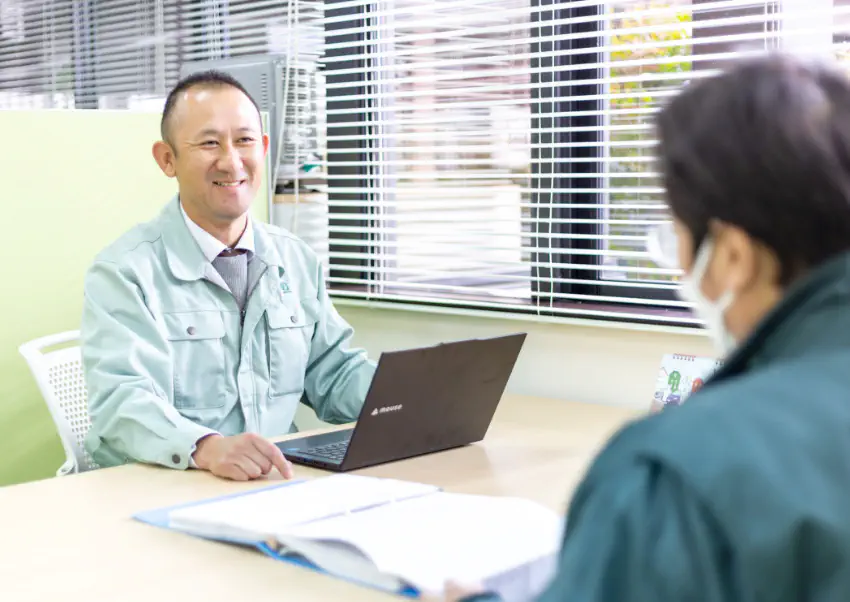 営業職仕事風景